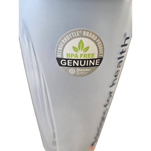 Designs for Health Shaker Blender Bottle 24 oz - Picture 2 of 3